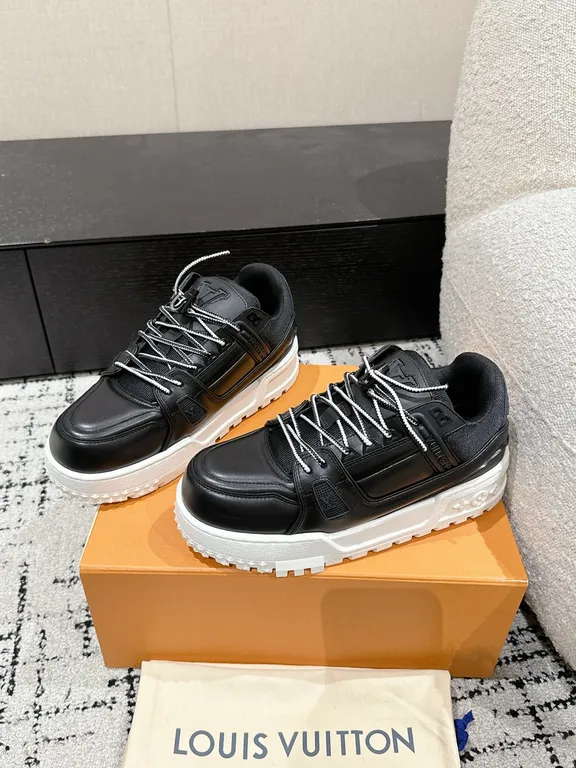 Louis Vuitton Shoe 